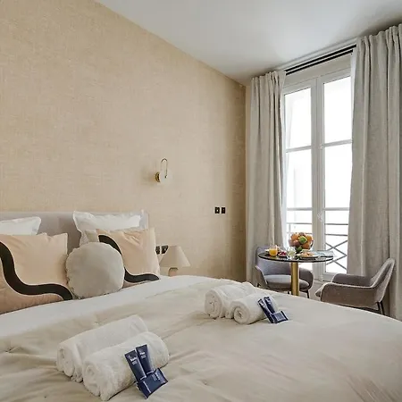Luxurious And Tranquil - Opera - Ac * Paris